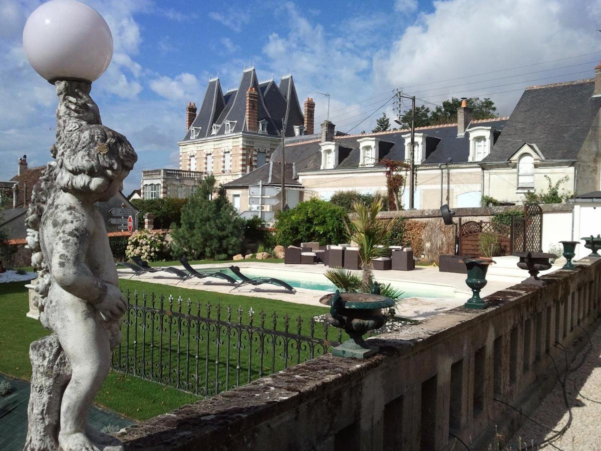 Le Petit Nid Villa Neuille-le-Lierre Phòng bức ảnh